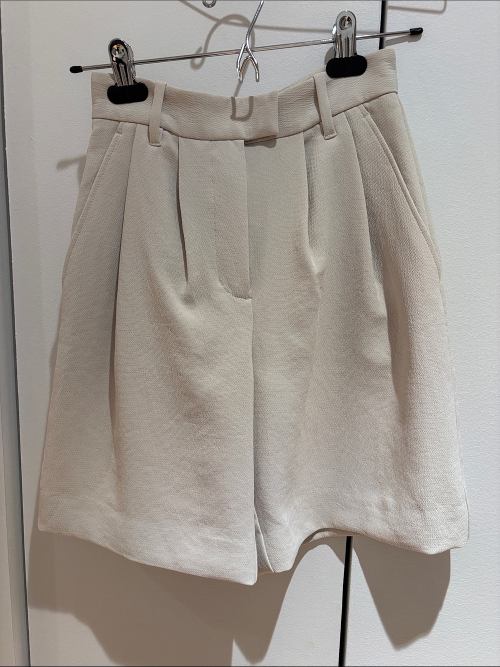 Aritzia Cream High-Waist Pleated Bermuda Shorts